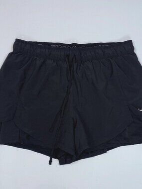 NIKE women's  shorts XL
